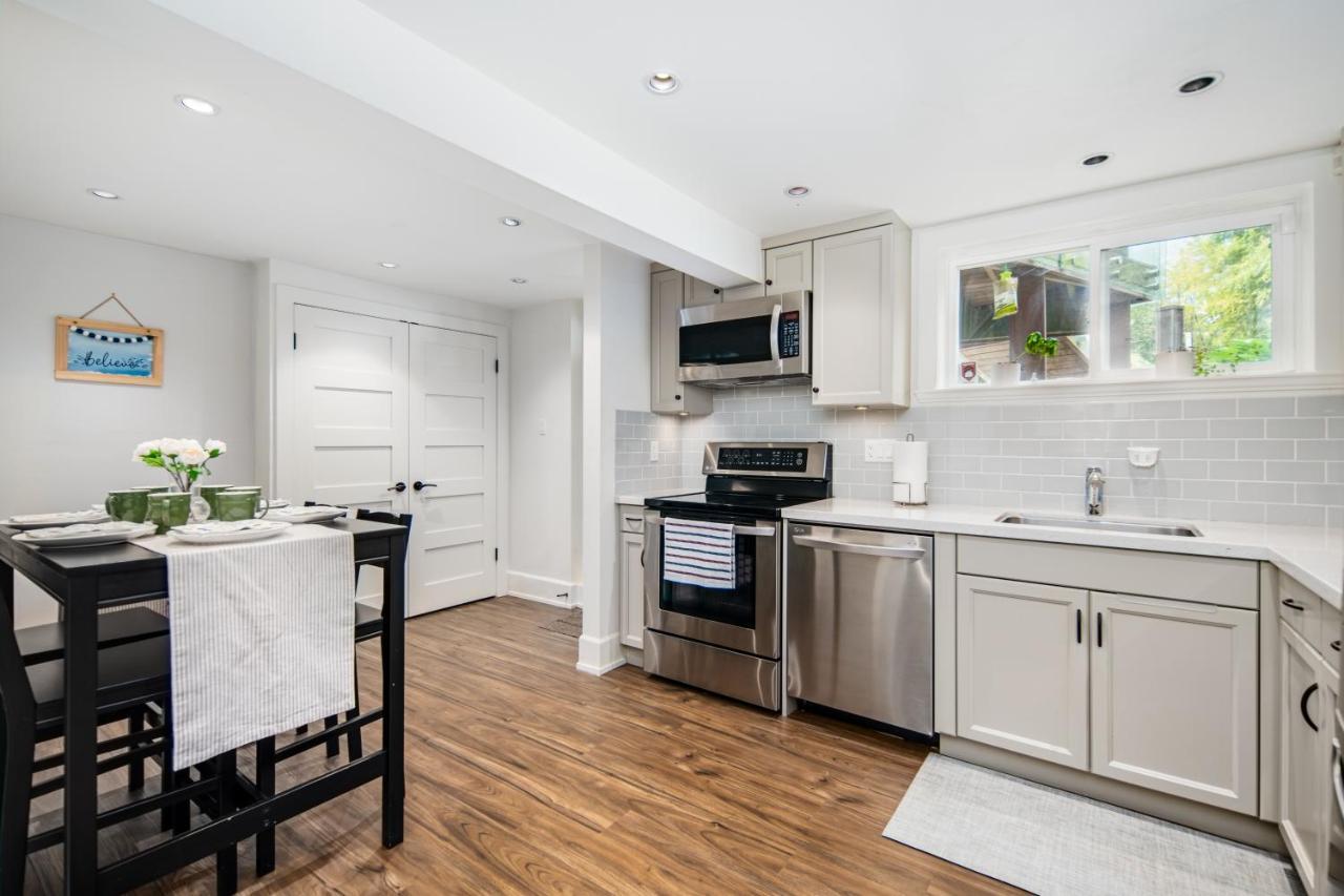 Gorgeous 4 Bedroom Garden Level Suite At Vancouver West & Ubc Bagian luar foto
