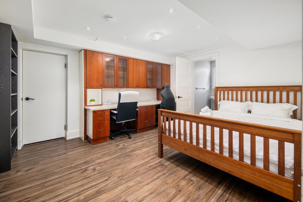 Gorgeous 4 Bedroom Garden Level Suite At Vancouver West & Ubc Bagian luar foto
